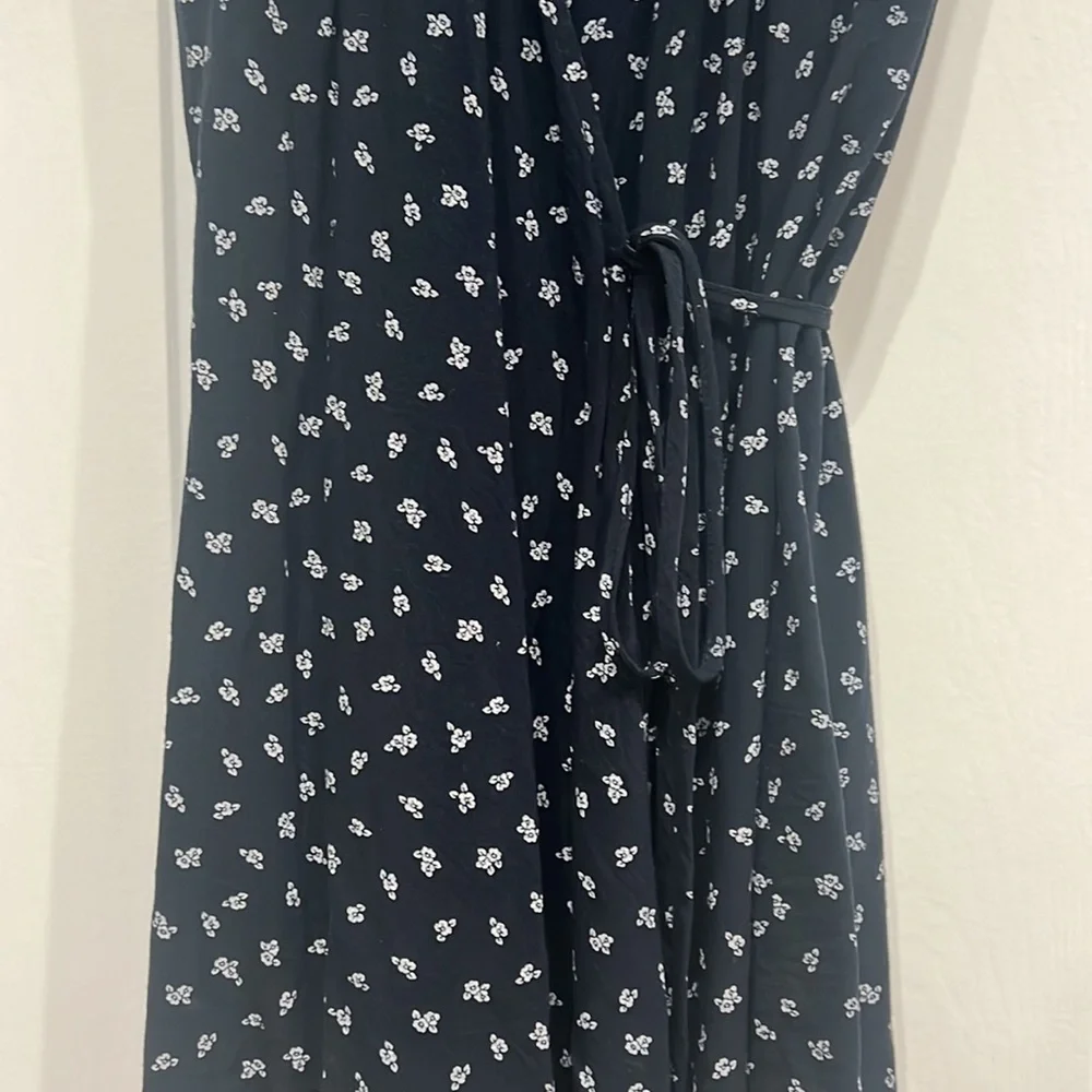 Brandy Melville mini blue tie dress - Picture 2 of 4